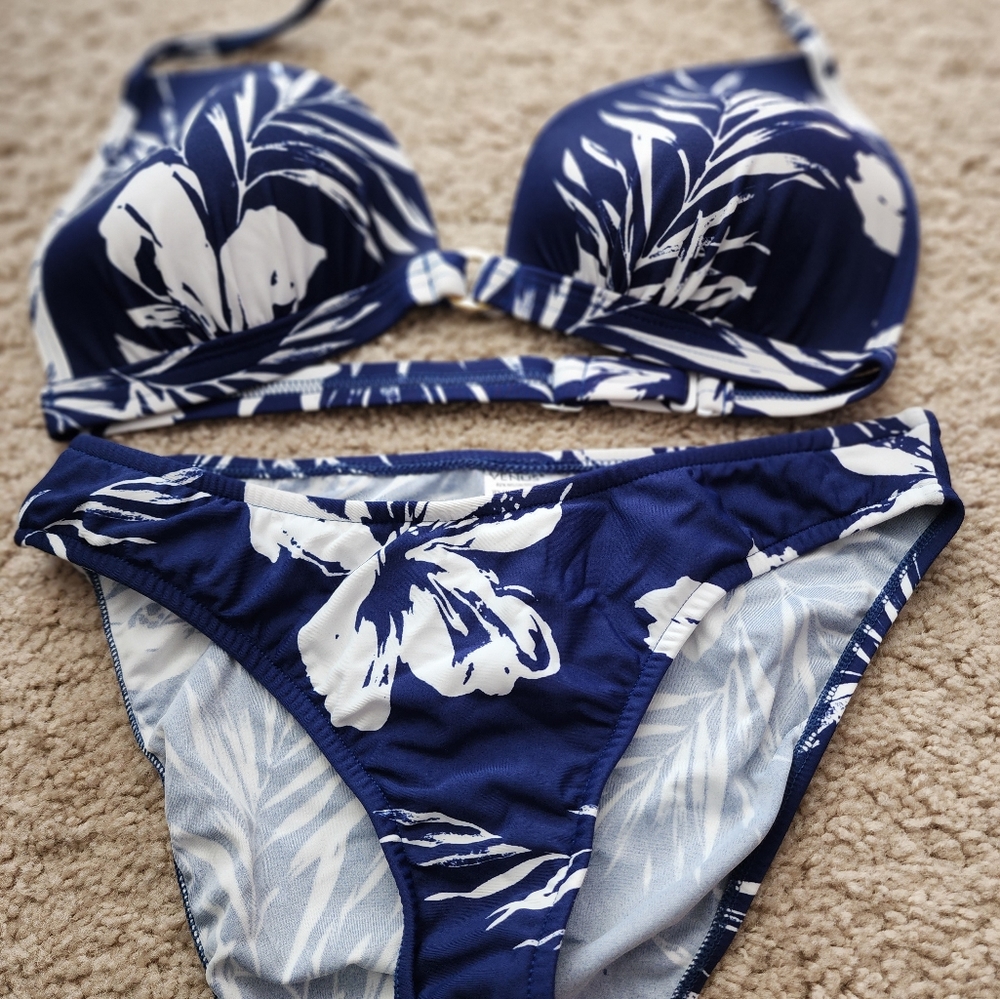 Venus bathing suit